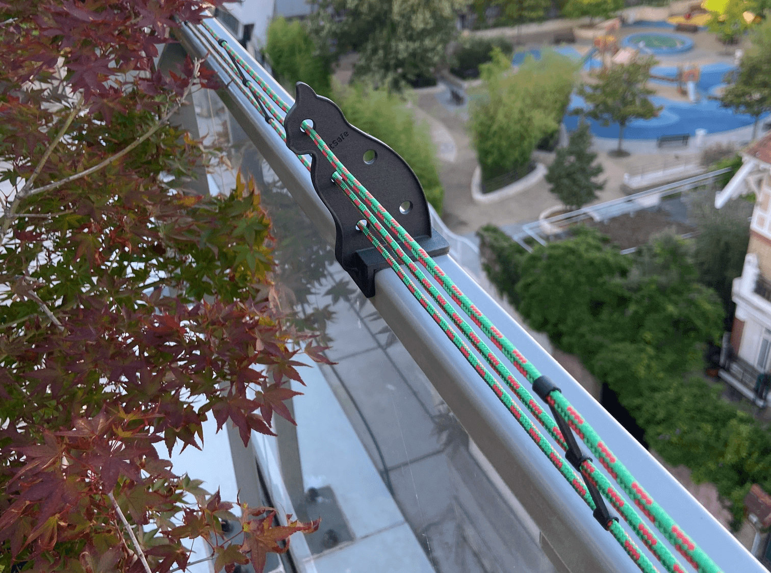 Protéger son chat des chutes de balcons et terrasses - Catsafe'shop - protection pour balcon -